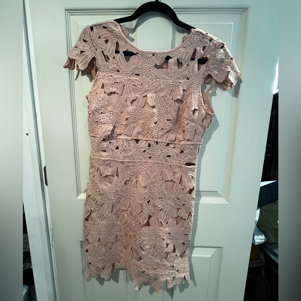 Gorgeous Pink Knee Length Knit Dress